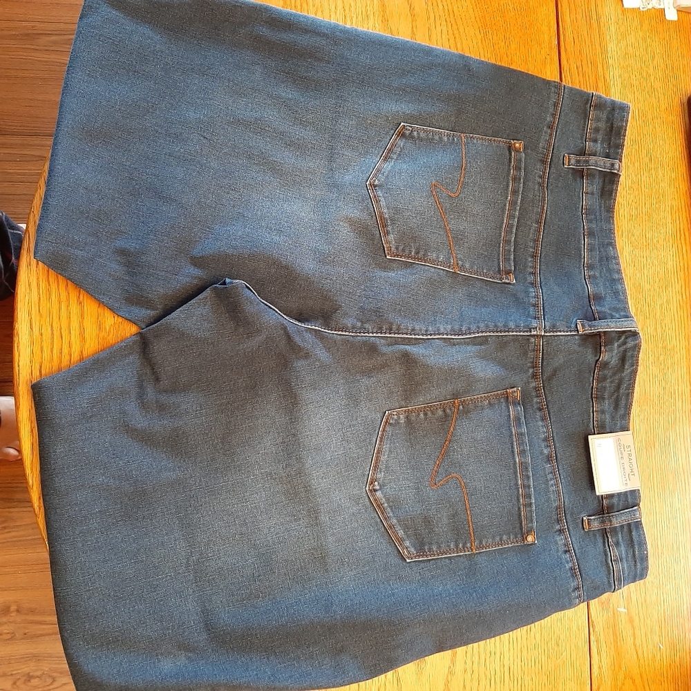 Ladies Jeans P.Size - Picture 2 of 8